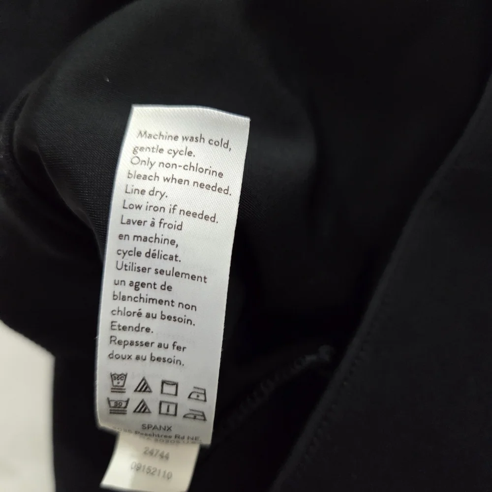 Spanx SPANXsupersmooth PerfectFit Ponte Flare Pant Black Size Medium Petite